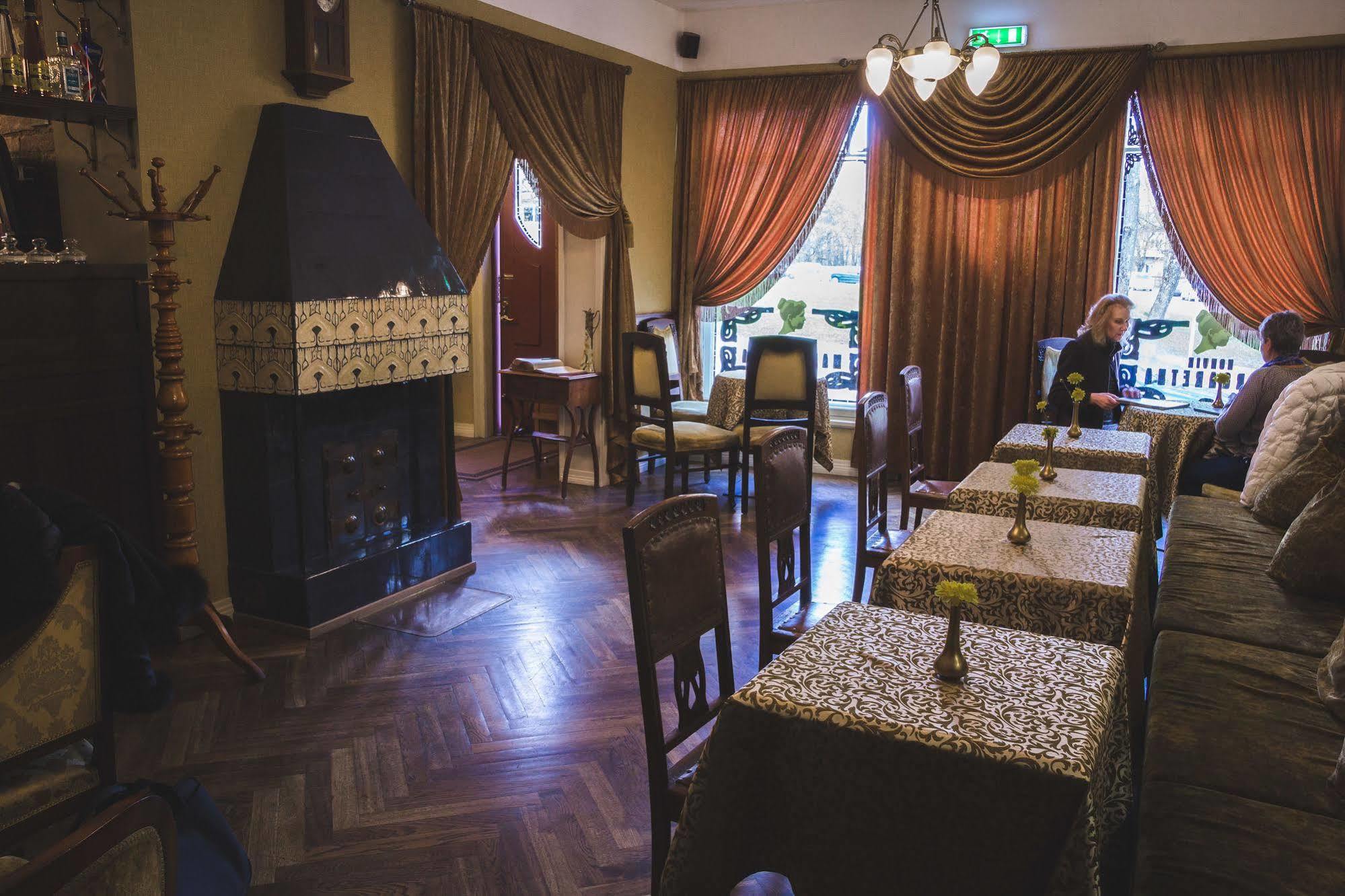 Villa Margaretha Boutique Hotell Tartu Esterno foto